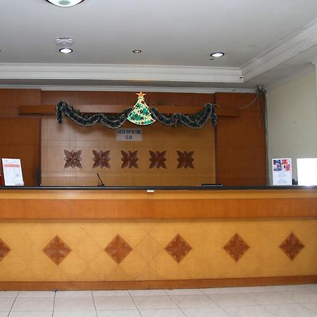 Bukit Dago Hotel Bandung Exterior photo