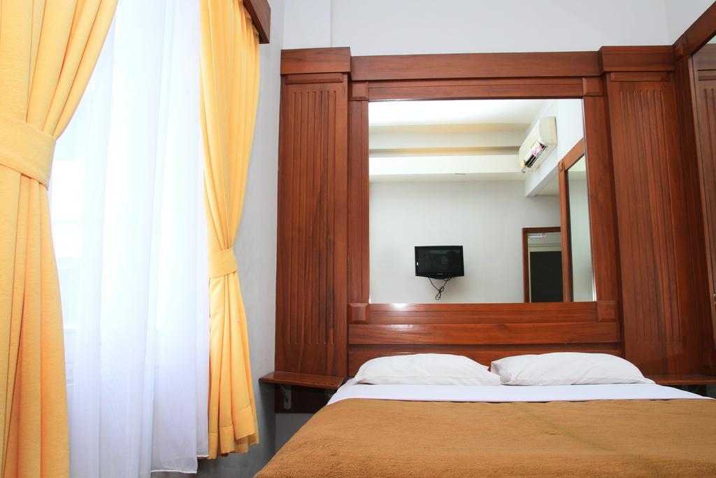 Bukit Dago Hotel Bandung Room photo