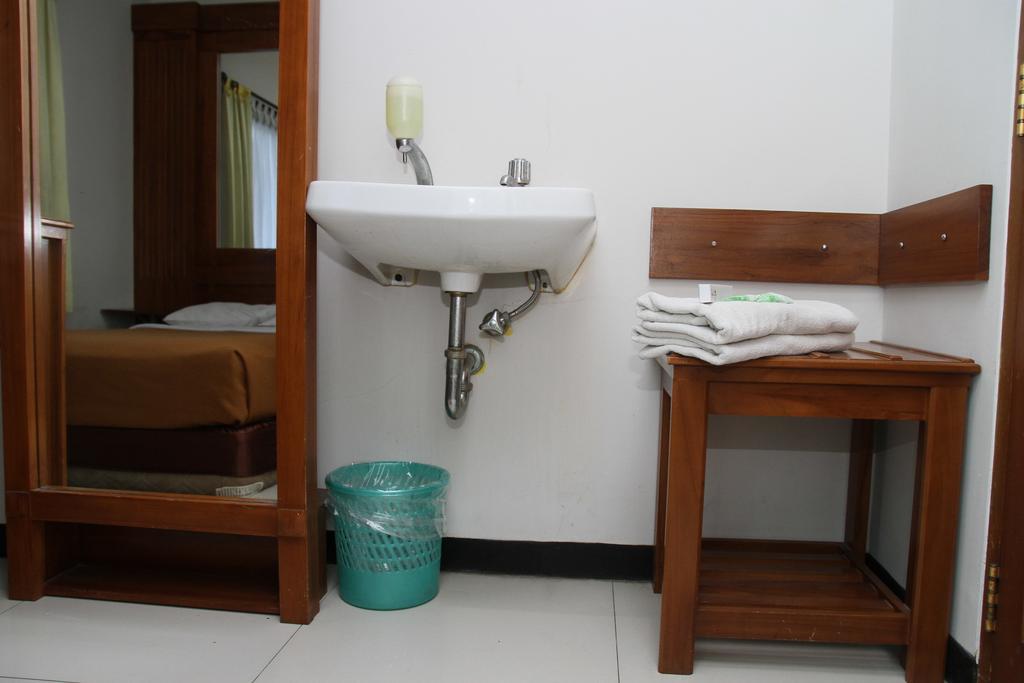 Bukit Dago Hotel Bandung Room photo