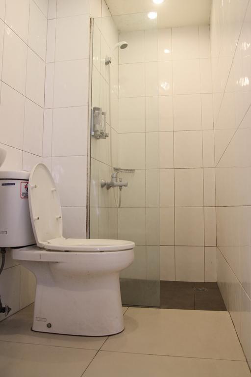 Bukit Dago Hotel Bandung Room photo