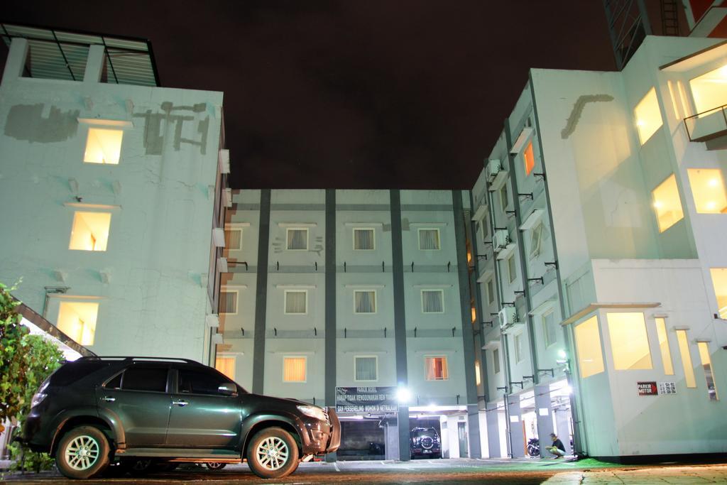 Bukit Dago Hotel Bandung Exterior photo